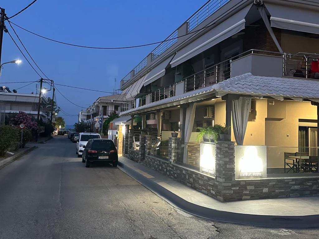 Avra Comfort Rooms Nea Poteidaia Ngoại thất bức ảnh