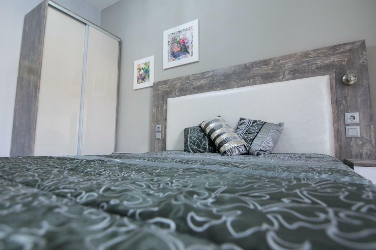 Avra Comfort Rooms Nea Poteidaia Ngoại thất bức ảnh
